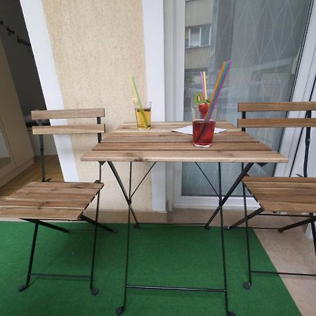 City Center Garden Загреб Екстериор снимка